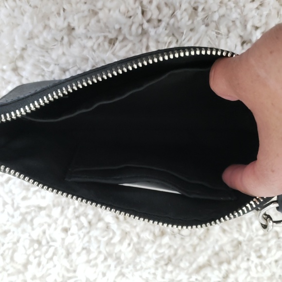 Authentic Coach clutch - Picture 4 of 4
